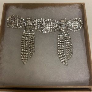 Gorgeous Christian Siriano statement bow earrings